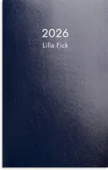  Kalender 2026 Lilla Fick blå kartong