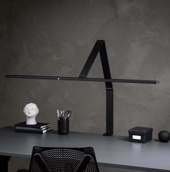  Skrivbordslampa Lykke led svart, bordsmonterad
