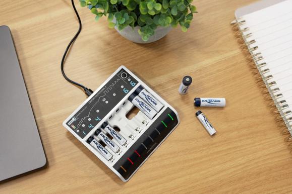  Batteriladdare Ansmann Comfort Pro 8 laddar AA och AAA